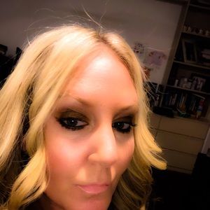 Meet your Posher, Jami